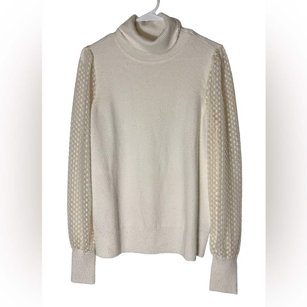 Marled‎ Cream Sweater with Textured Sleeves